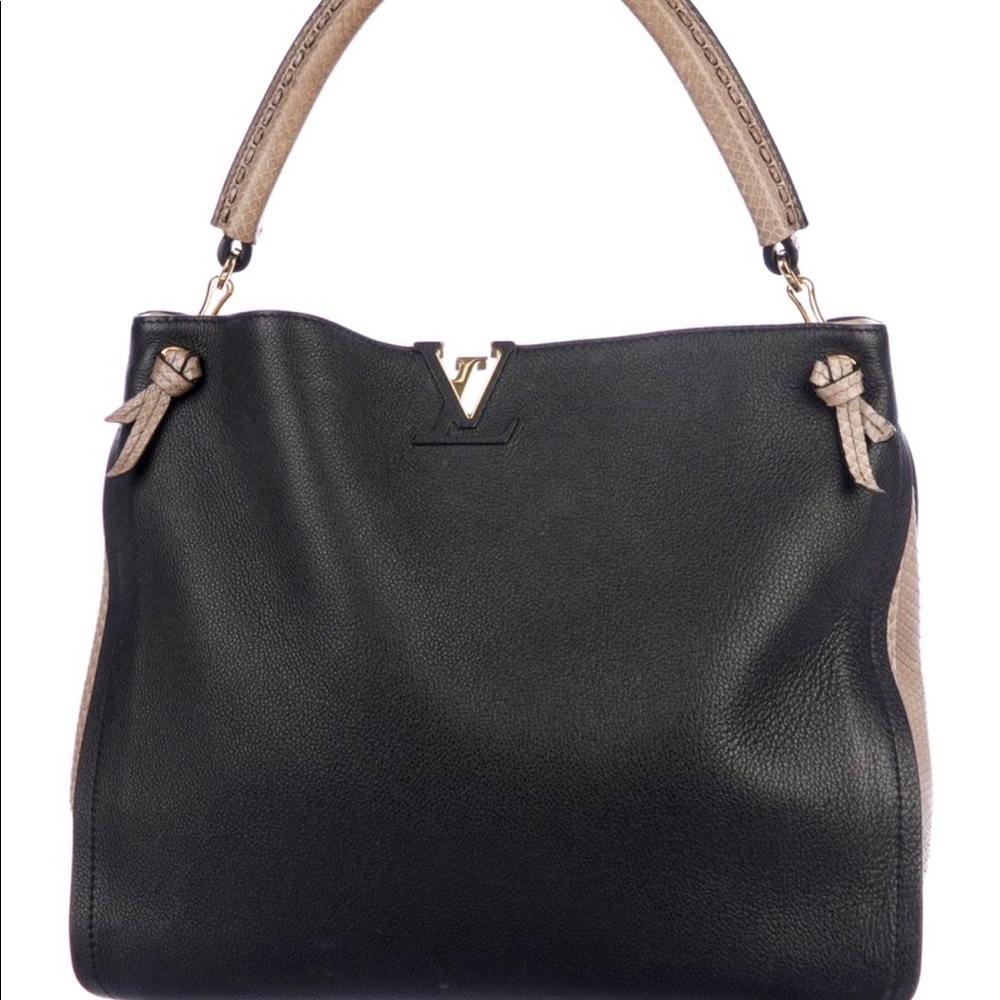 Louis Vuitton Taurillon Tournon Hobo Bag GM - Picture 5 of 8